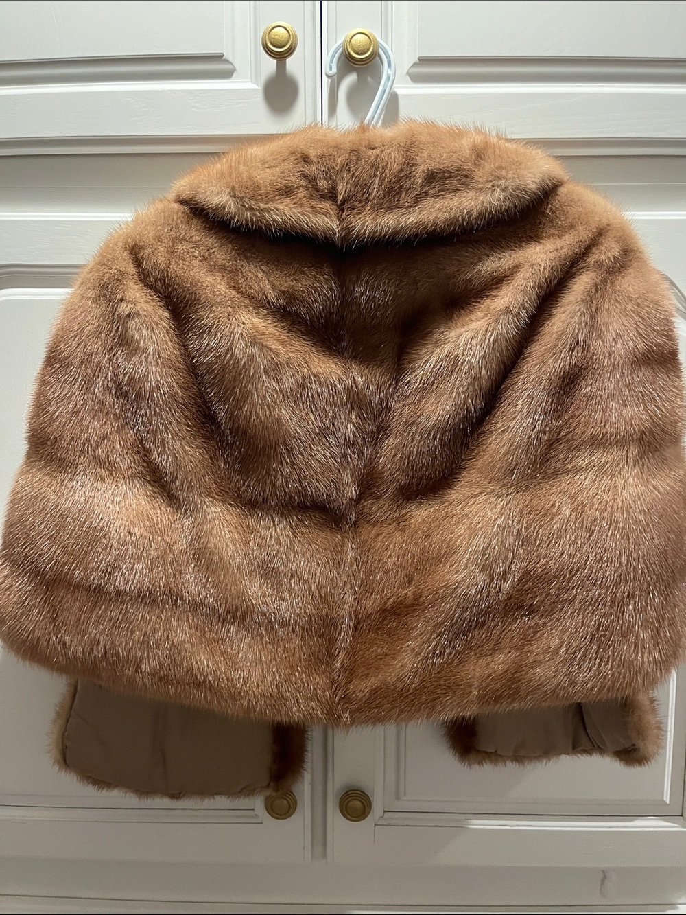 Women's Brown Mink Fur Shawl - Picture 2 of 8